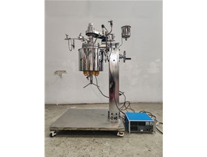 5L不銹鋼油浴電加熱手動升降反應釜已完工發(fā)往廈門